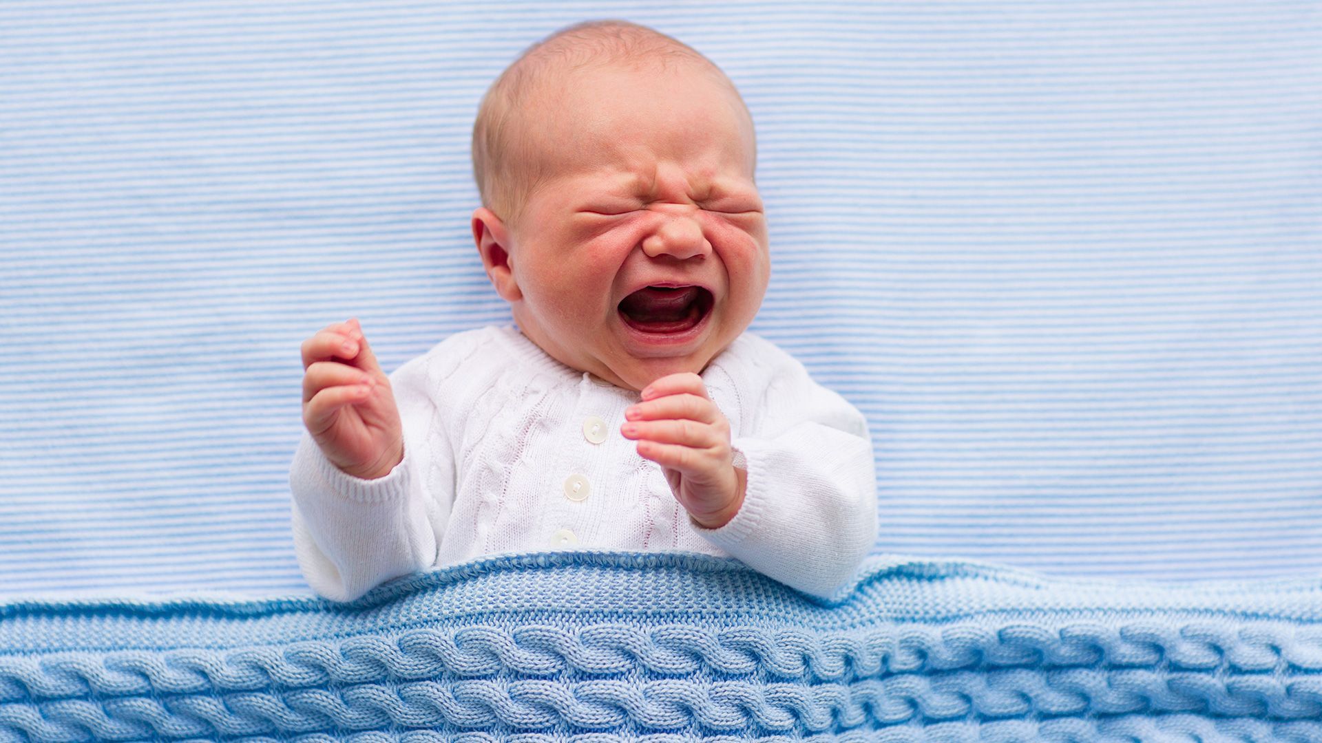 No stress! Laat je baby zichzelf in slaap huilen