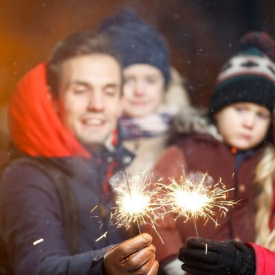 Oud en nieuw met kinderen: op tijd naar bed of tot laat opblijven?