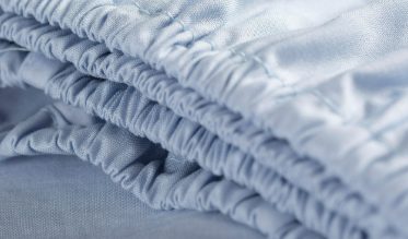 De hoeslakens van Cinderella beschermen niet alleen jouw matras, ze geven ook nog eens jouw slaapkamer dankzij de vrolijke kleuren! Dat is nog eens lekker slapen.