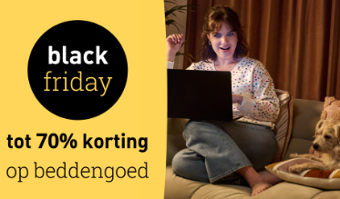 De van oorsprong Amerikaanse koopjesdag Black Friday is de laatste jaren steeds populairder geworden. Dit jaar is het Black Friday op vrijdag 24 november. Bij Smulderstextiel.nl is de Black Friday actieperiode extra lang, met hoge kortingen op het allermooiste beddengoed!