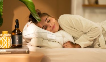 Slaap jij het liefst op je zij? Dan biedt een zijslaapkussen de beste ondersteuning voor jouw lichaam. Een hoofdkussen zijslaper past bij je slaaphouding en zorgt voor de ideale nachtrust.