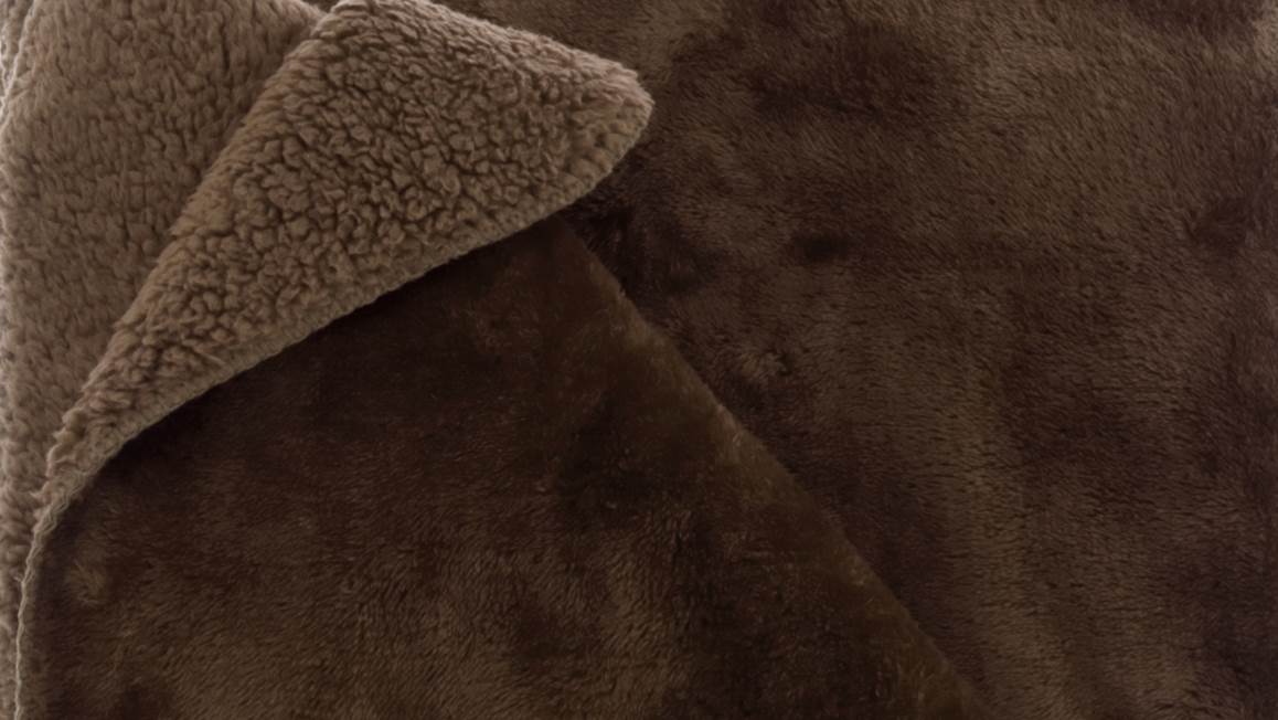 Unique Living Torvah fleece plaid