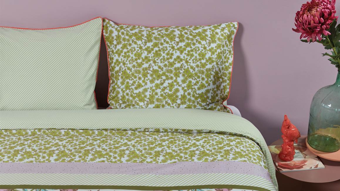 Oilily Line Flower dekbedovertrek