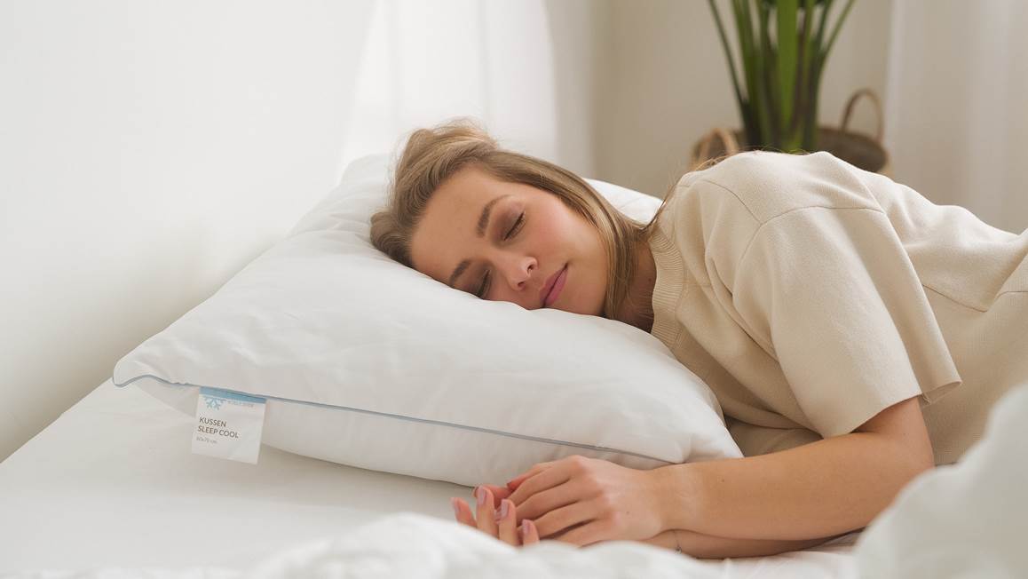 Snoozing Sleep Cool synthetisch medium hoofdkussen