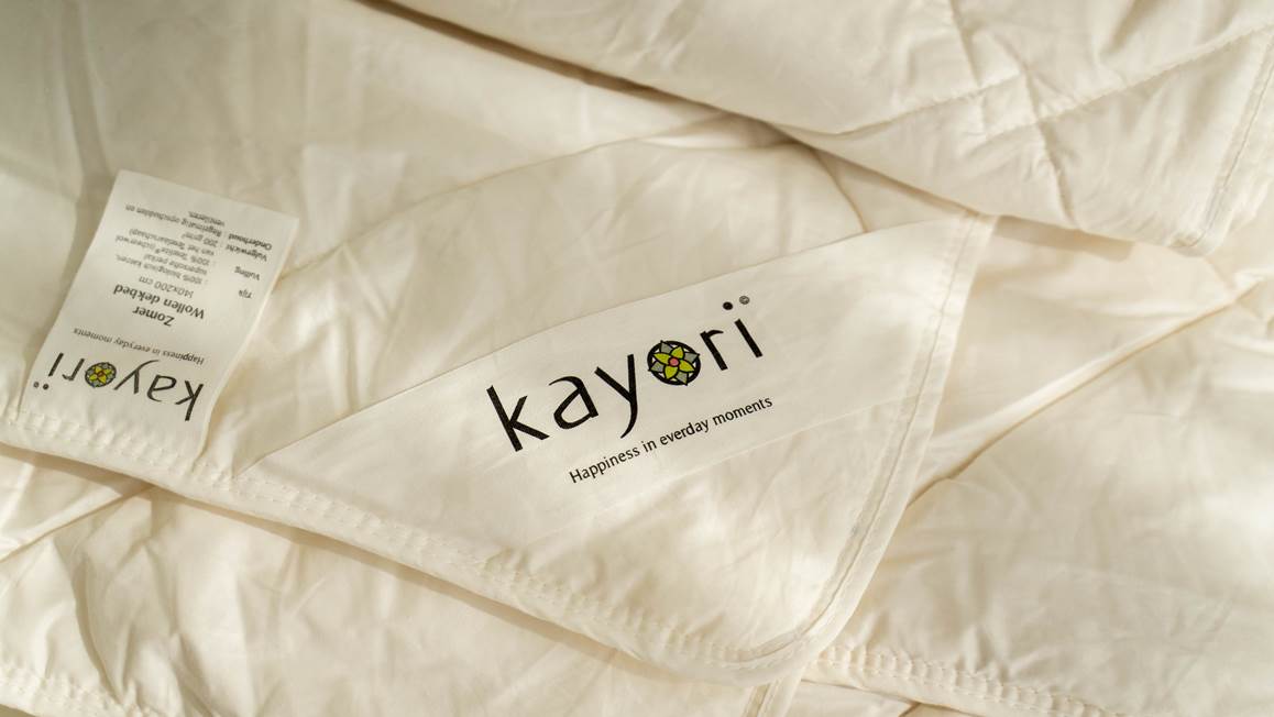 Kayori Keito wollen dekbed