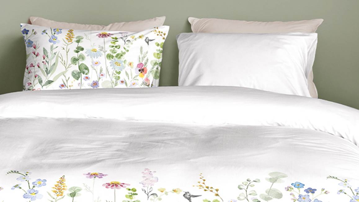 Snoozing Lira dekbedovertrek