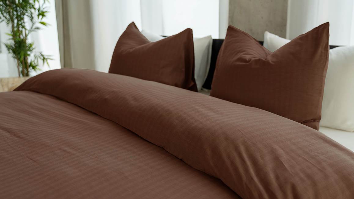 Kayori Naka dekbedovertrek