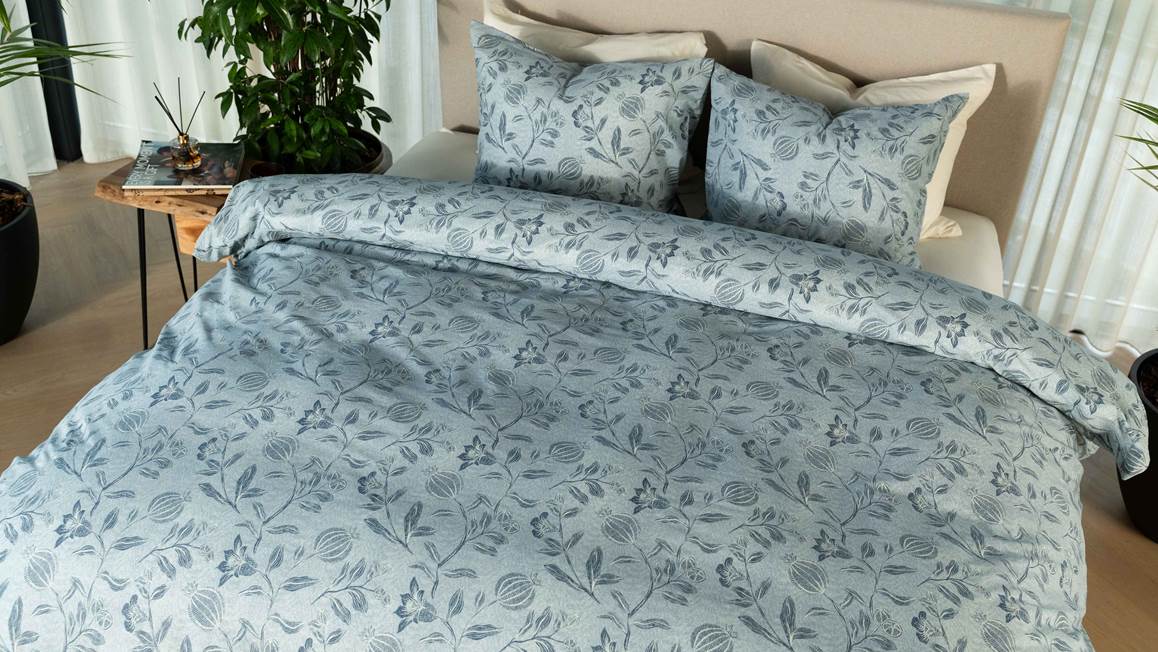 Kayori Ana dekbedovertrek