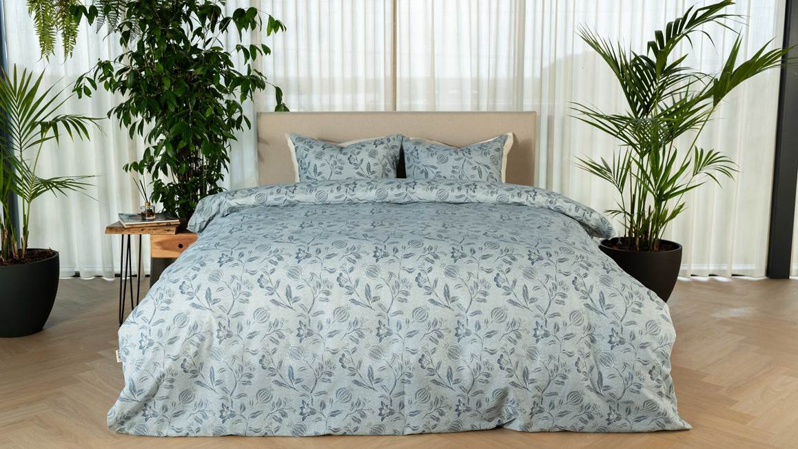 Kayori Ana dekbedovertrek