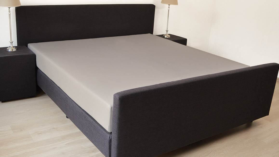 Snoozing jersey stretch topper hoeslaken