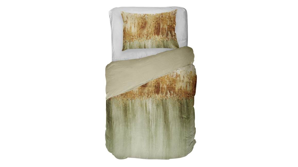 Kayori Imai dekbedovertrek