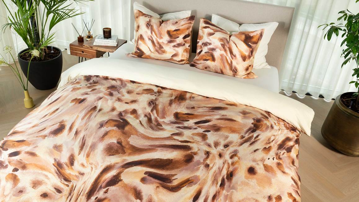 Kayori Futo dekbedovertrek