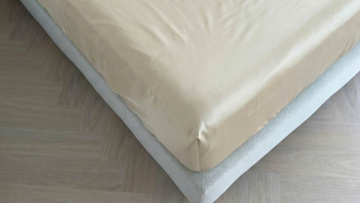 Kayori Saya katoen-satijn hoeslaken extra hoog