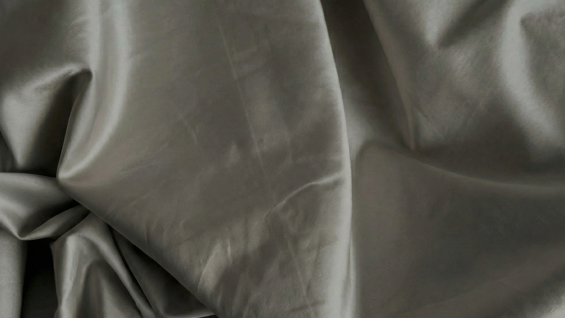 Kayori Saya katoen-satijn topper hoeslaken