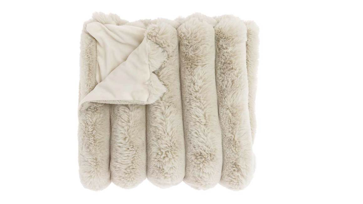 Unique Living Liebe fleece plaid