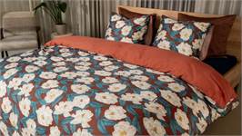 Kayori Makoto dekbedovertrek