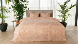 Kayori Ena dekbedovertrek