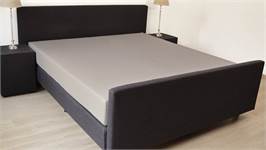 Snoozing flanel topper hoeslaken