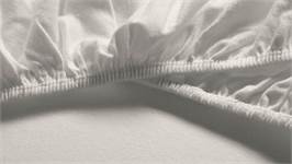 Snoozing flanel topper hoeslaken