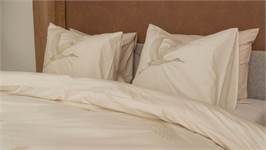 Kayori Hira dekbedovertrek