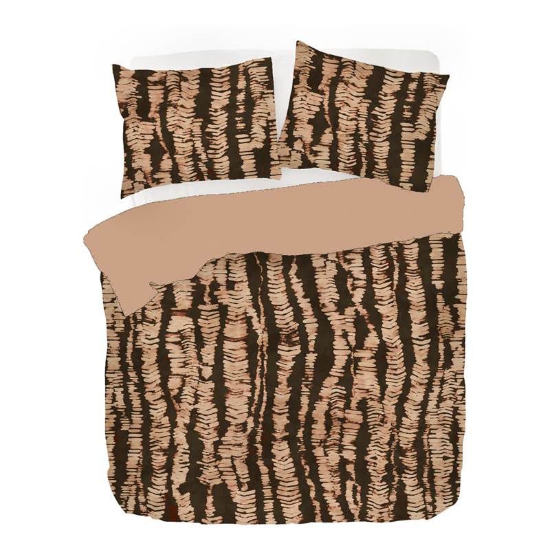 Kayori Chikuma dekbedovertrek