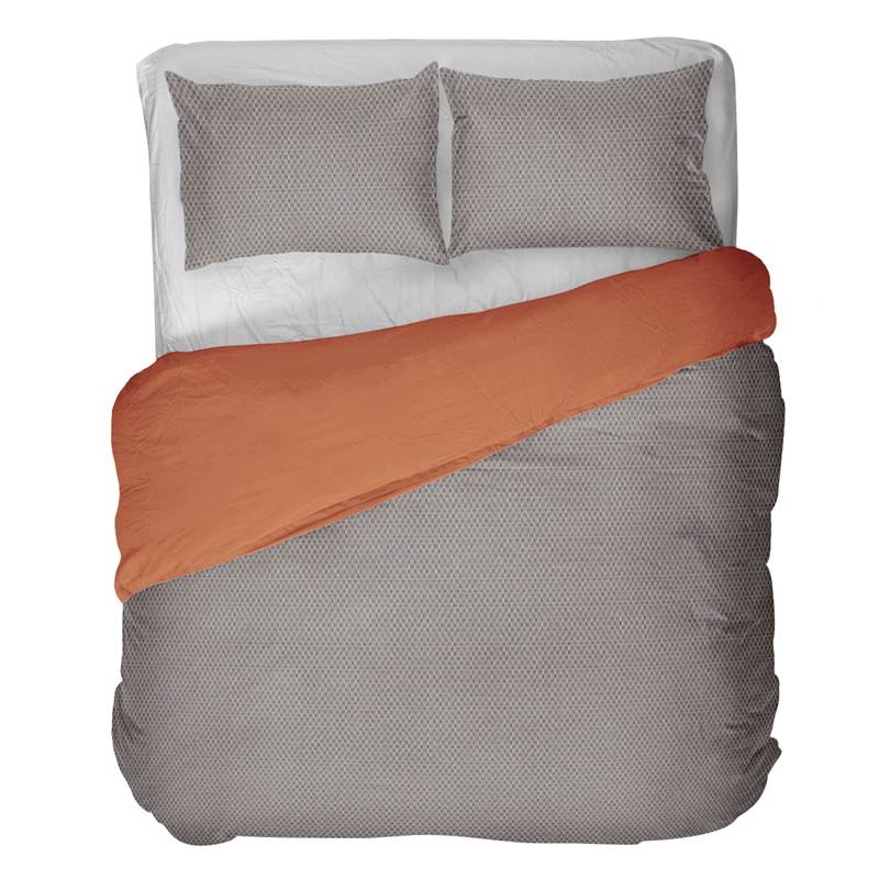 Kayori Satomi dekbedovertrek