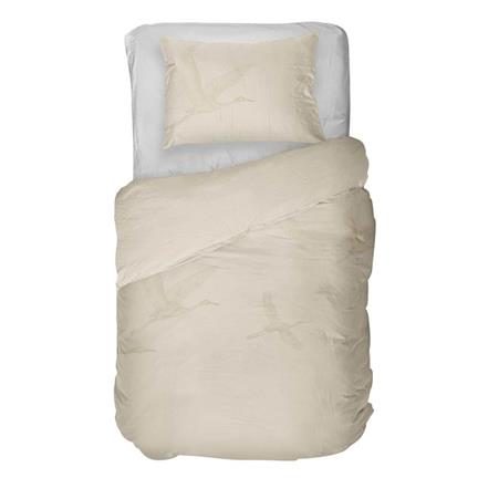 Kayori Hira dekbedovertrek